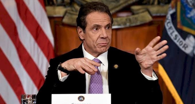 Gubernur New York Buka Akses Pantai