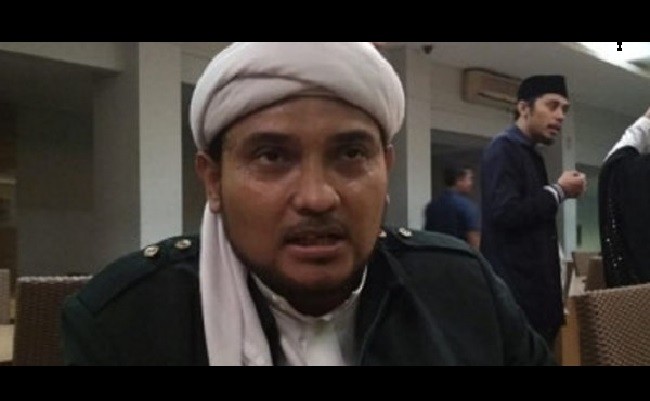 Menag Imbau Salat Id di Rumah, Novel: Siap-siap Berhadapan dengan Umat Islam