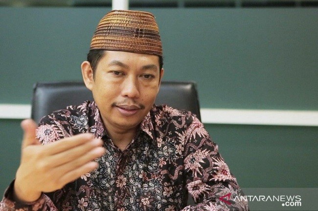 Cegah COVID-19, MUI Minta Ormas Islam Proaktif Anjurkan Ibadah di Rumah