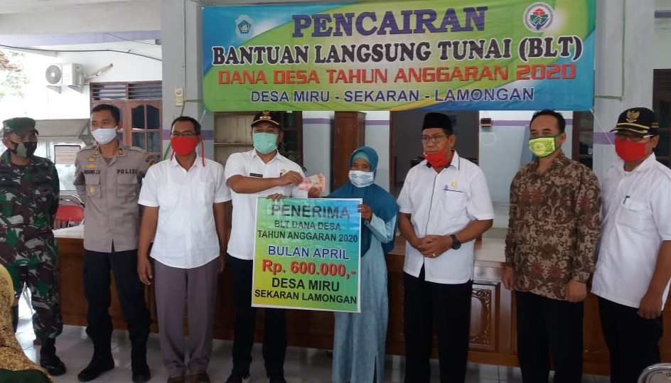 BLT Buat Warga Sekaran Lamongan Disalurkan