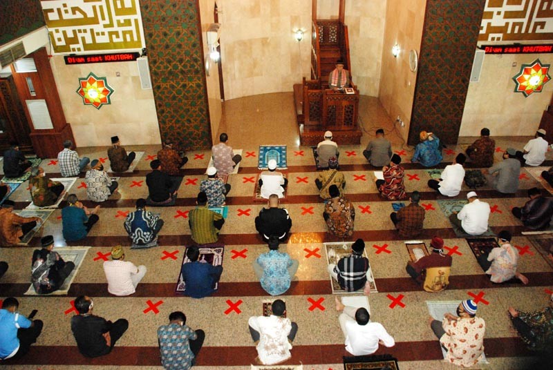 Masjid Baiturrahman DPR Laksanakan Sholat Jumat