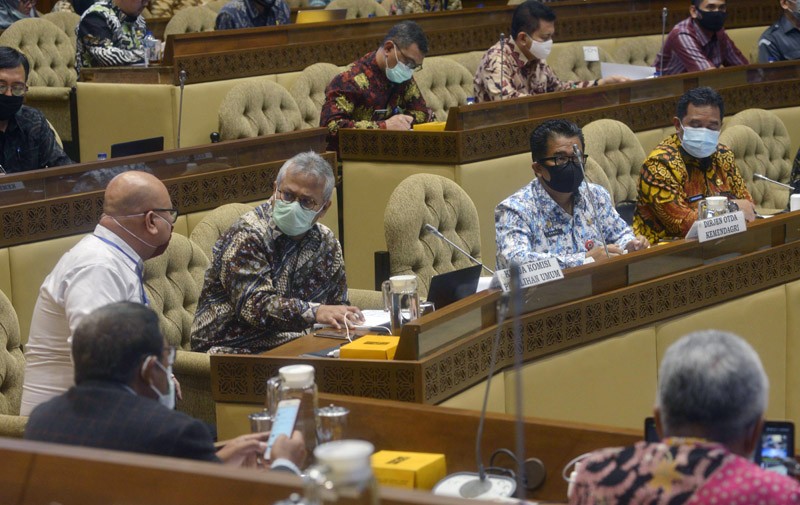 KPU Dan Bawaslu Rapat Kerja Dengan Komisi II DPR