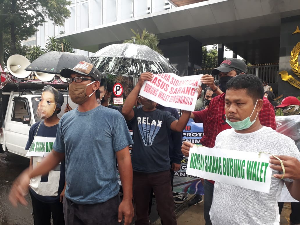 Tuntut Keadilan, Korban Kasus Sarang Burung Walet: Kapan Novel Bisa Diadili? 