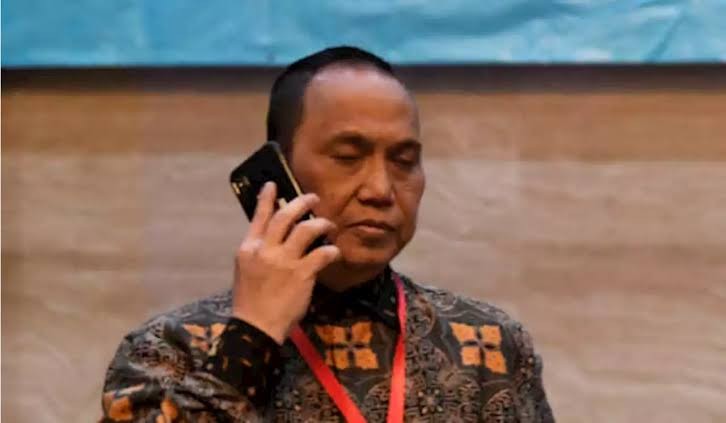 Prof. Indriyanto Ragukan Obyektifitas Laporan Tim Novel ke Propam Soal Barang Bukti