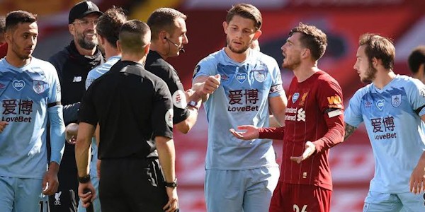 Suara Robertson dan Alexander-Arnold Memaki Wasit Terdengar Hingga ke Penonton di Rumah