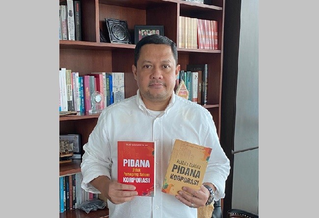 Pengacara Senior Ari Yusuf Amir Rilis Dua Buku Terkait Pidana Korporasi