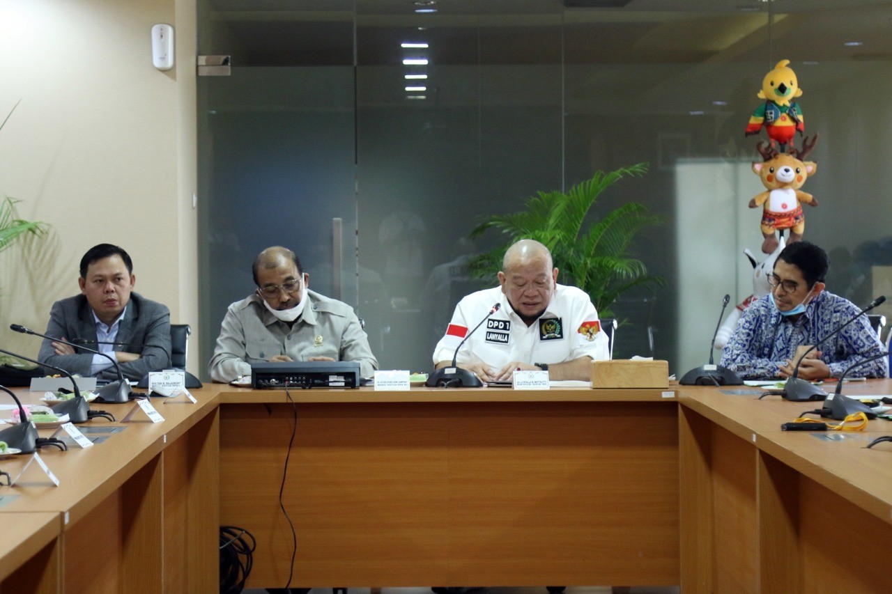 Kunjungi TVRI, Hidupkan Lagi Channel Kabar Senator