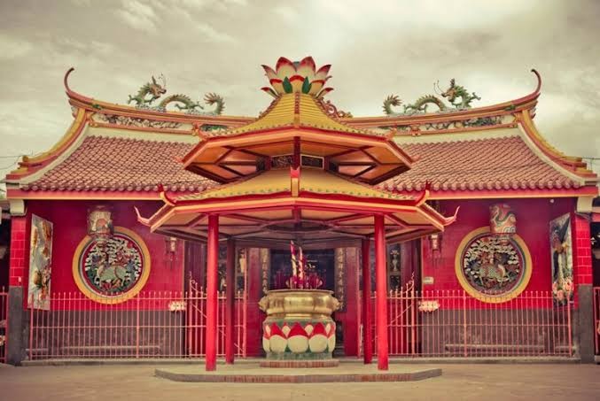 Lieus Sesalkan Alm. Liem Sioe Liong Jadi Dewan Kehormatan Pemugaran Vihara Dharma Bhakti