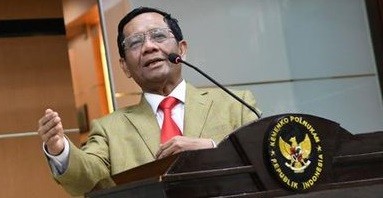 Hatta Ali, Faruk Muhammad dan Suhardi Alius Mendapat Bintang Mahaputra