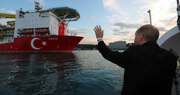 Turki Siap Dialog Dengan Yunani Soal Eksplorasi Energi di Mediterania Timur