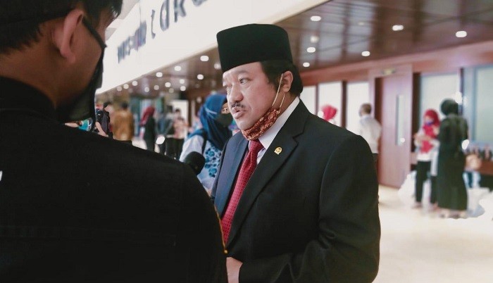 Idris Laena : Jaga Kesehatan Dengan Selalu Pakai Masker