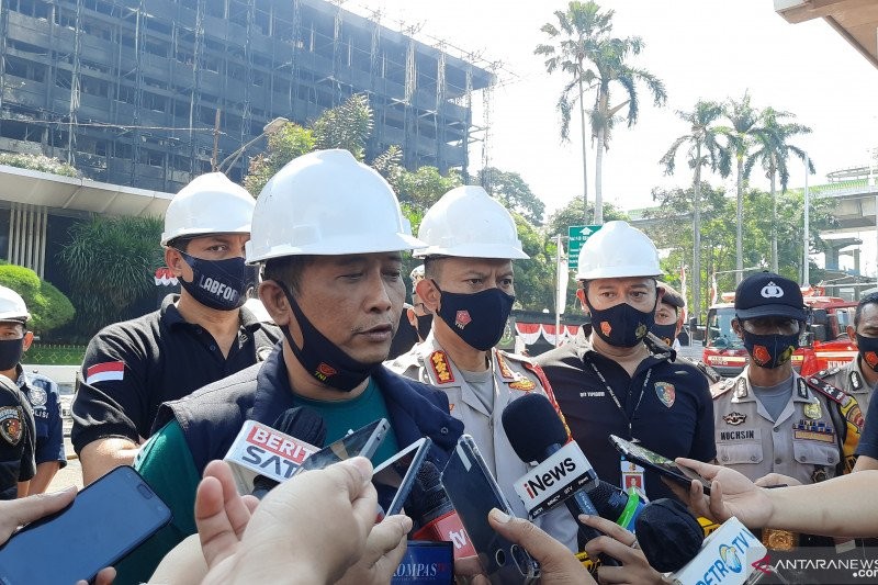 Polisi: Olah TKP Kejagung Tunggu Bangunan Tak Lagi Berasap