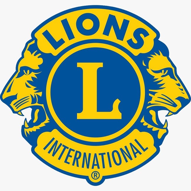 Lions Club Distrik 307 B1 Bagi-Bagi Makanan Siap Saji Kepada Masyarakat Kurang Mampu