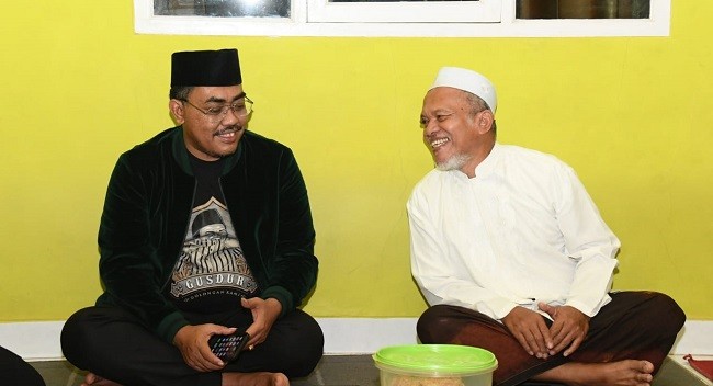 Ziarahi Makam Ulama, Gus Jazil: Indonesia Lahir Juga Karena Peran Ulama