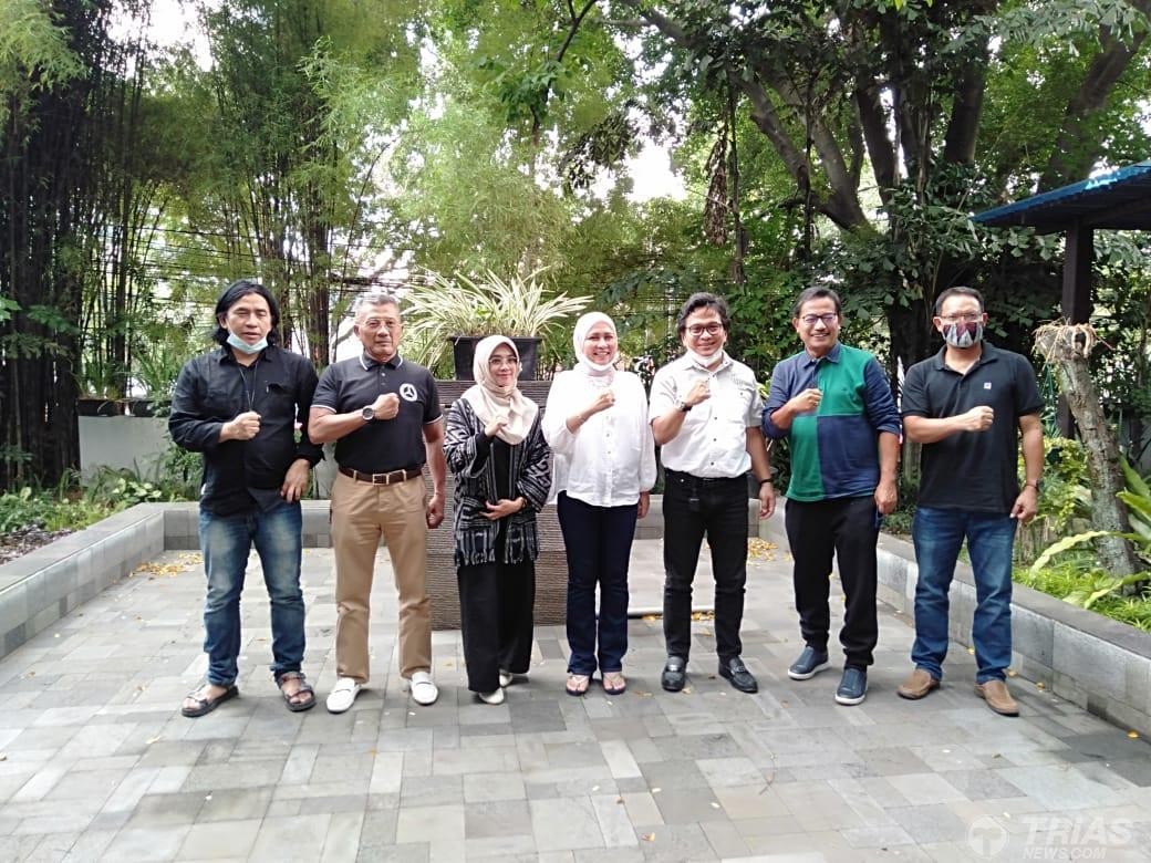 Jadi Dewas Bumi Alumni, Ferry Mursidan Bantu James  Kembangkan Potensi Wirausaha Alumni Unpad