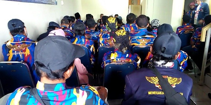 Pilkada Karawang, LSM Laskar NKRI Rapatkan Barisan Untuk Kemenangan Jimmy - Yusni