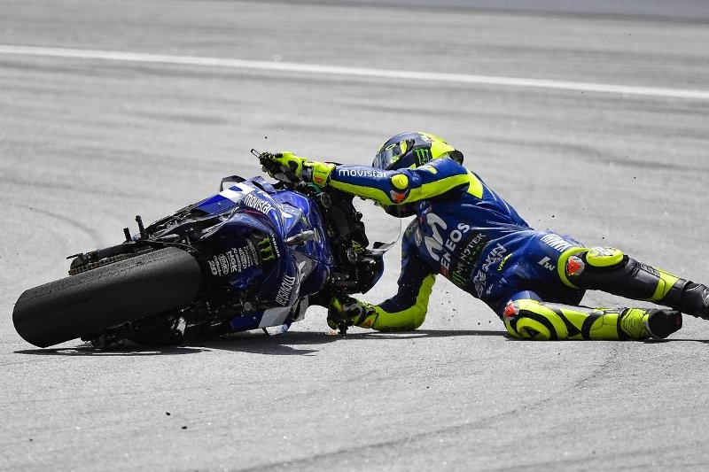 Terjatuh di Seri MotoGP Prancis, Rossi: Ini Sangat Memalukan