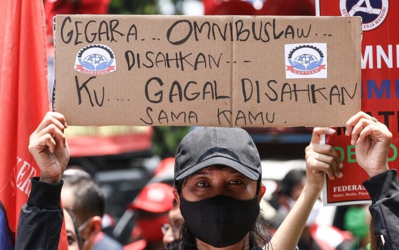 Antisipasi Demo PA 212, Jalan Patung Kuda Arah Istana Merdeka Ditutup
