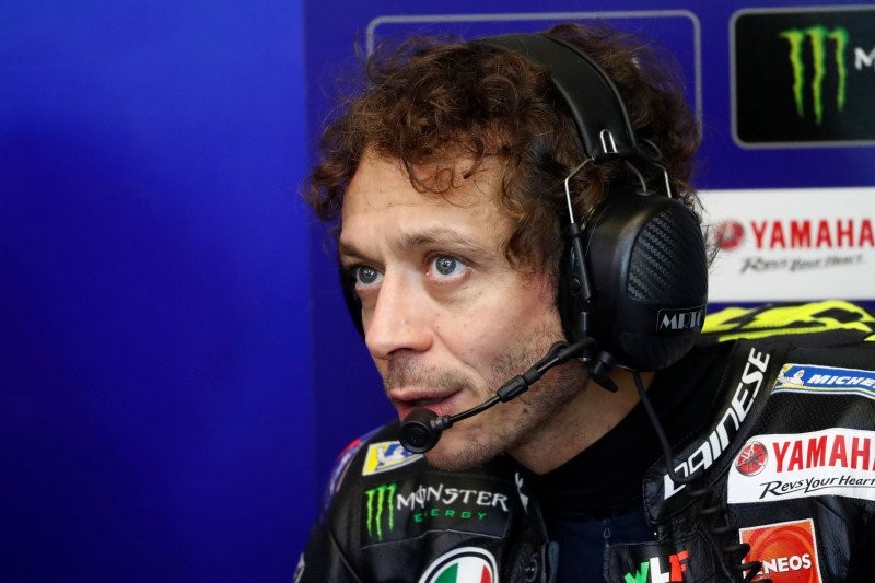 Positif COVID-19, Rossi Lewatkan Balapan di Aragon