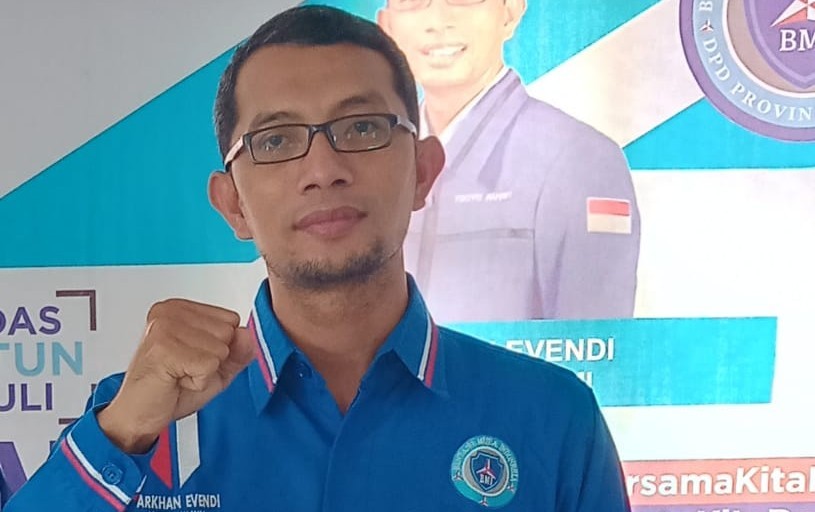 KPK Minta Gaji Naik dan Mobil Baru, Menambah Marah Gerakan Buruh dan Mahasiswa