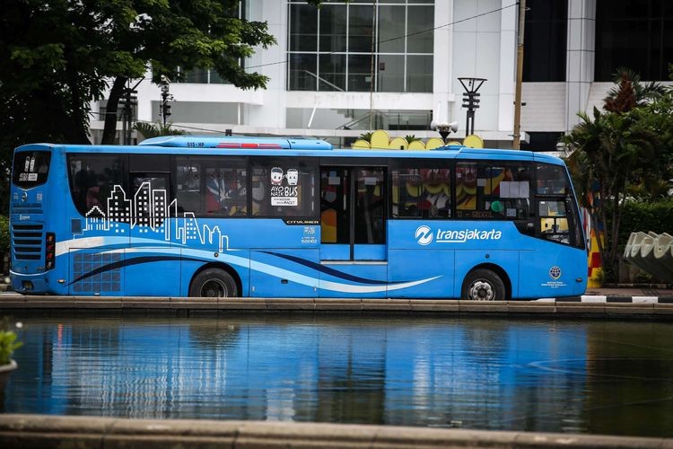Antisipasi Demo Setahun Jokowi, TransJakarta Modifikasi Rute