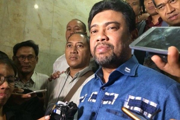 Buruh Ancam Demo Besar-besaran Jika Jokowi Teken UU Ciker