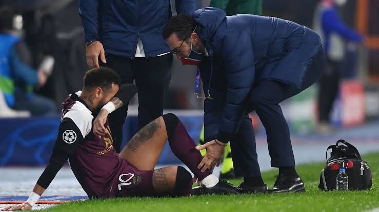 Cedera, Neymar Bakal Menepi Hingga Pertengahan November