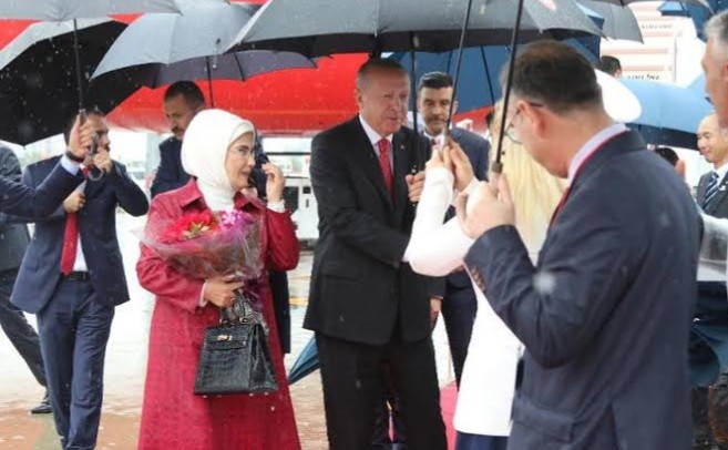 Serukan Boikot Produk Prancis, Ternyata Istri Erdogan Pakai Tas Hermes