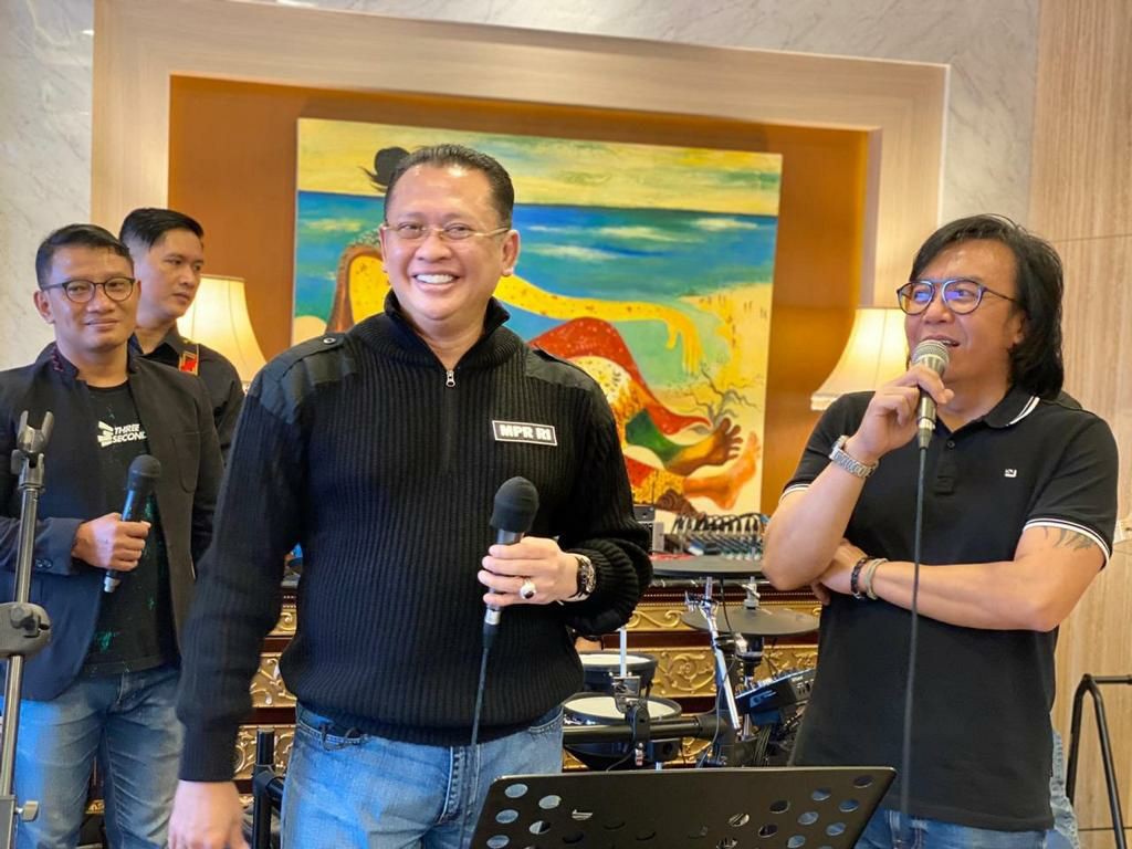 Bamsoet Undi Give Away Putaran Keempat Bersama Ari Lasso