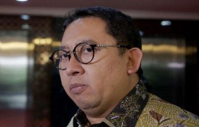 Kritik Tito, Fadli Zon: Mana Bisa Instruksi Menteri Bisa Copot Kepala Daerah
