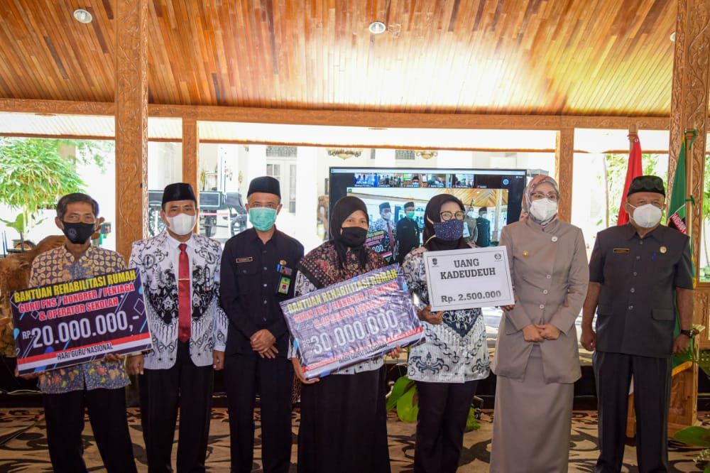 Inagurasi Hari Guru, Disdik Purwakarta Wujudkan Merdeka Belajar