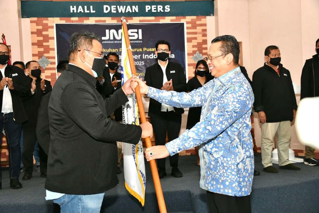 Lantik Pengurus JMSI, Bamsoet Ingatkan Bahaya Informasi Hoax Pandemi Covid-19
