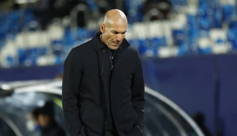 Usai Dikalahkan Sakhtar, Zidane Tegaskan Takkan Mundur dari Madrid