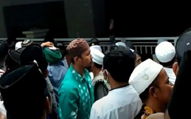 Pelaku Persekusi Ibunda Mahfud MD Harus Diproses Hukum