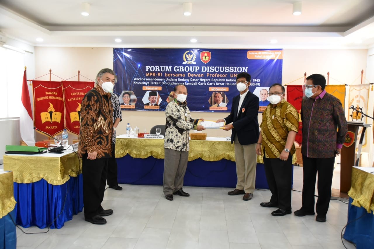 Bahas Wacana Amandemen UUD NRI Tahun 1945, Syarief Hasan Gelar FGD di Unkris