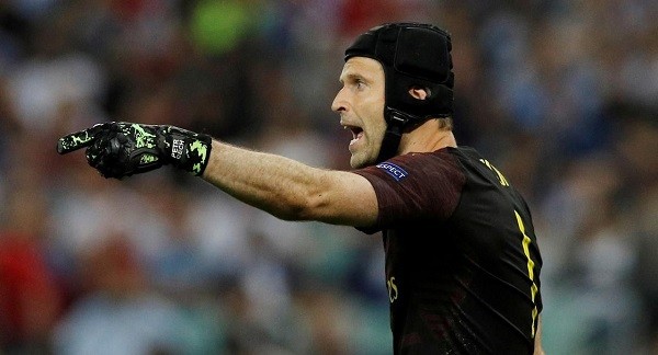 Cech Siap Perkuat Chelsea