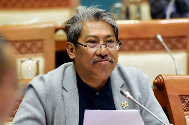 DPR Harap Uji Klinis 3 Vaksin Terbuka, Tak Tipu-tipu Ilmiah