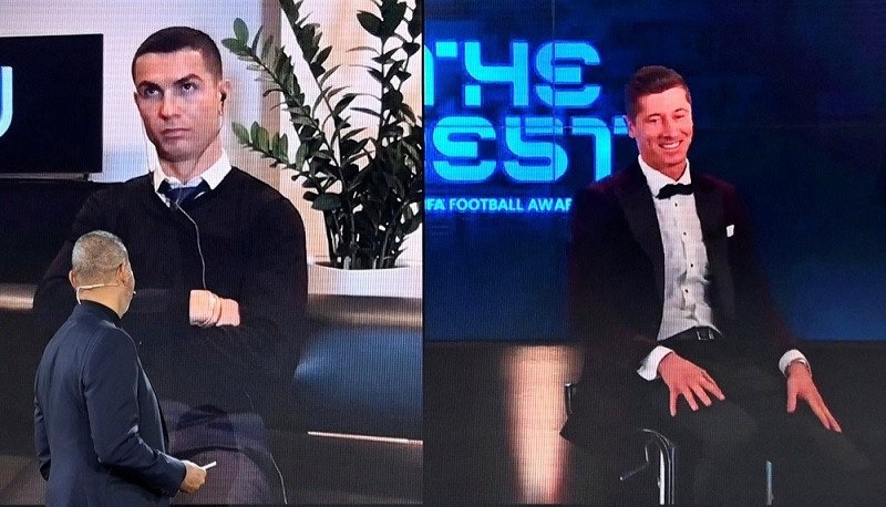 Lewandowski Dinobatkan Pemain Terbaik FIFA 2020