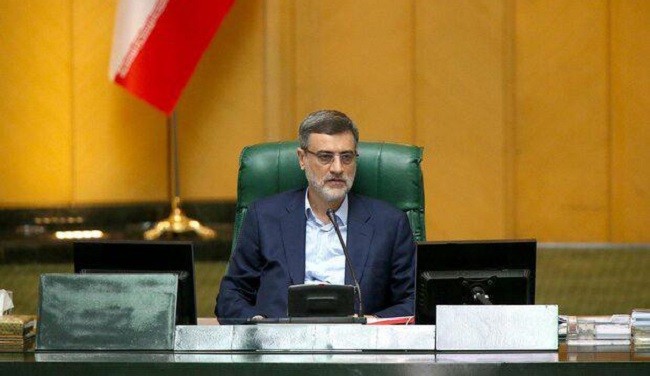 Kapal Selam Nuklir AS Tiba di Teluk Persia, Iran: Kami Tak Gentar