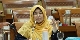 Catatan Akhir Tahun Bidang Kesehatan, DPR Sebut Pemerintah Tertatih Hadapi Pandemi