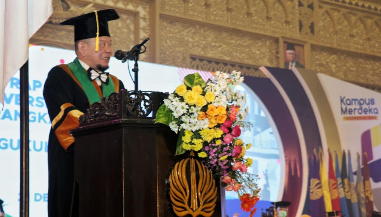 Ketua DPD Minta Kebijakan Penghapusan Guru dari Formasi CPNS Dikaji Ulang