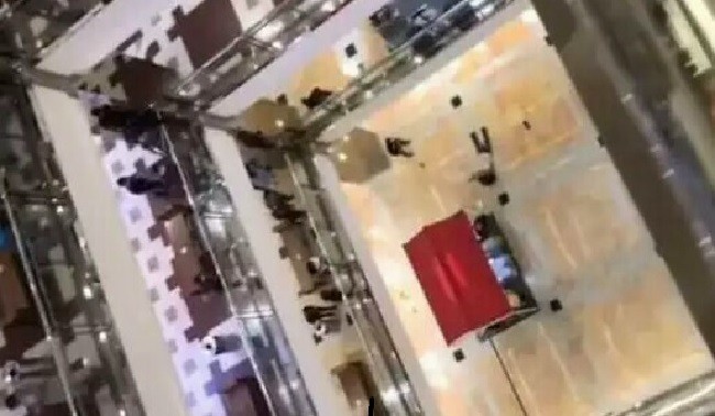 Wanita Paruh Baya Bunuh Diri, Lompat Dari Lantai 4 Mall Taman Anggrek
