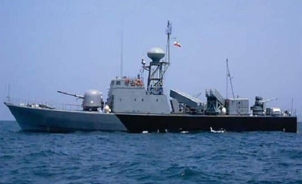 Iran Gelar 'Latihan Rudal Besar' di Laut Oman