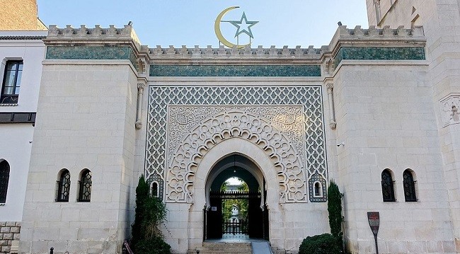 Kampanye Islamofobia, Pemerintah Prancis Tutup Sembilan Masjid