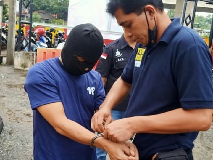 Pamerkan Kemaluan ke Istri Isa Bajaj, Pria Paruh Baya Ini Ditangkap
