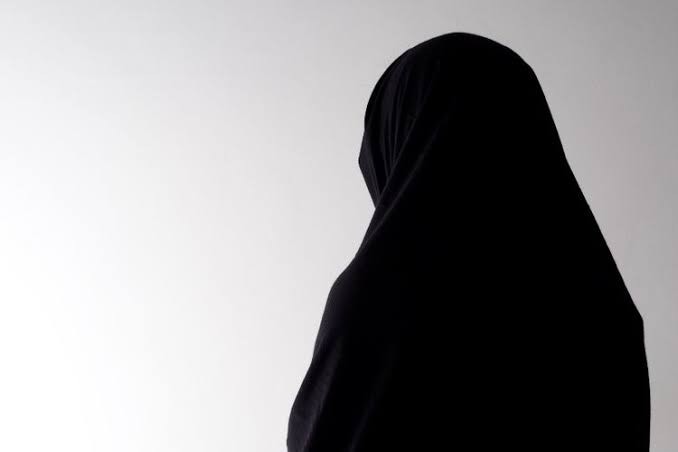 Polemik Siswi Non Muslim Diminta Berhijab,  Mengekang Hak Anak