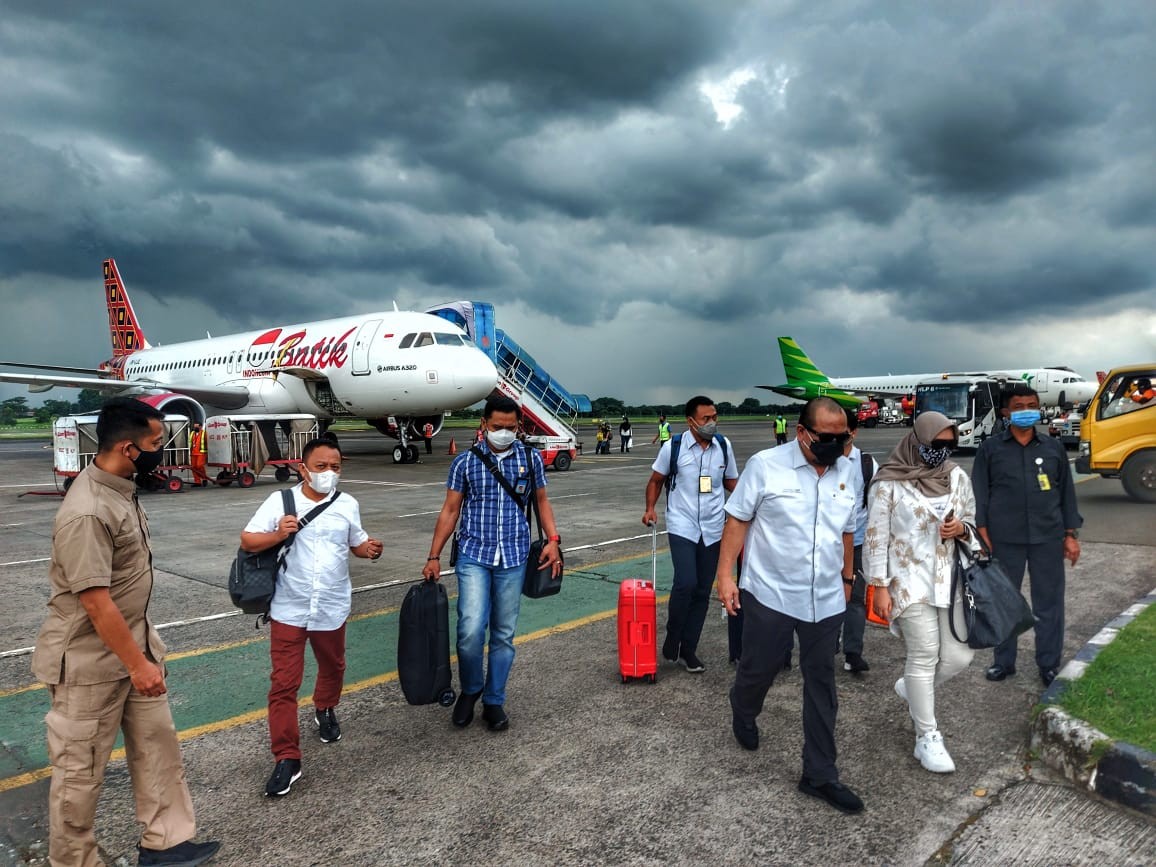 Ketua DPD RI Dukung Kemenhub Bekukan  Sejumlah Rute Penerbangan