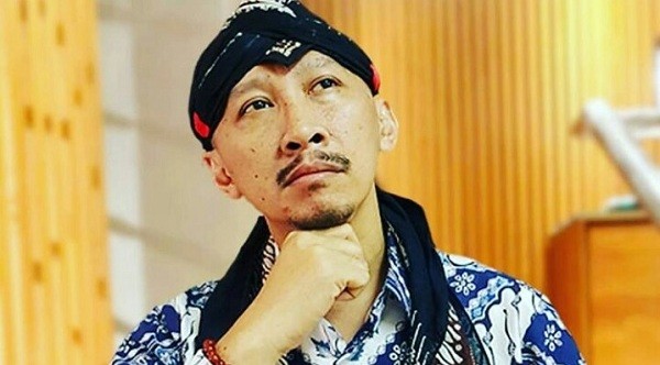 Abu Janda Dilaporkan ke Bareskrim Terkait Pertanyaan Evolusi Natalius Pigai