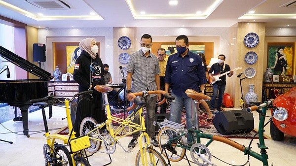Bamsoet Kembali Luncurkan 100 Sepeda Kuning Limited Edition 'Bamsoet Klasik'
