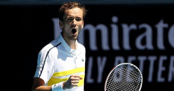 Medvedev Melaju ke Perempatfinal Australia Open